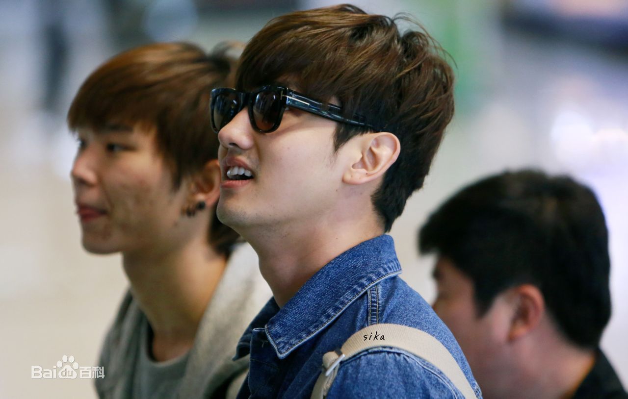 http://www.119127.cn/pics/star/pic/f004d8e15a5c3f3988271055243df2d3.jpg