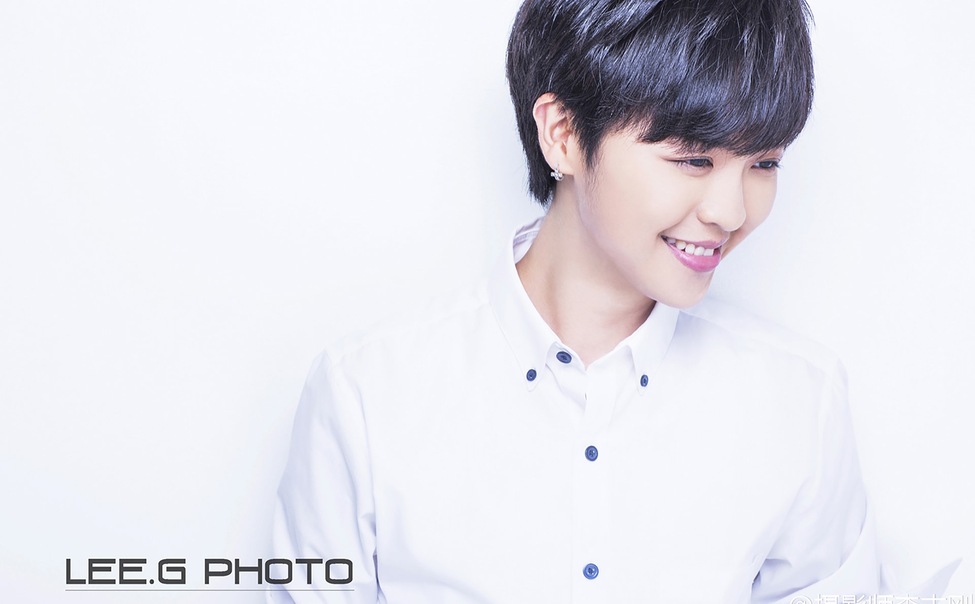 http://www.119127.cn/pics/star/pic/f0c00e04dba54bef0fd918c75c69861a.jpg
