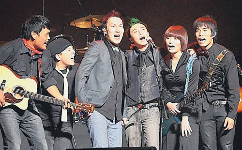 http://www.119127.cn/pics/star/pic/f14dae9ba0a4e7586da4e9dc2694124b.jpg