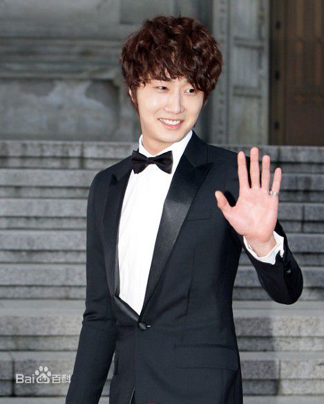 http://www.119127.cn/pics/star/pic/f1fa1208559cb69e76f6bd5bd899af53.jpg