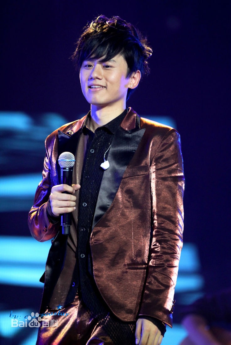 http://www.119127.cn/pics/star/pic/f399e7edc21f5452521e93ac4db95b13.jpg
