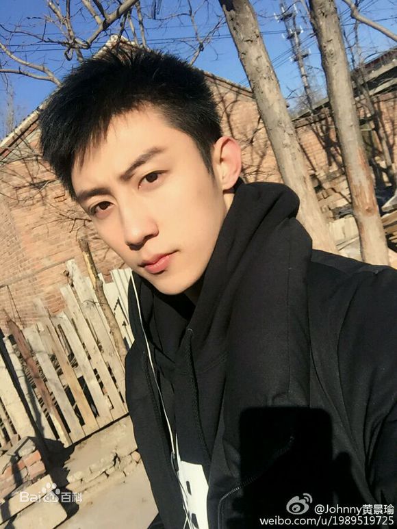 http://www.119127.cn/pics/star/pic/f4827fb8d2c4504f77d1782bbabbdfe4.jpg