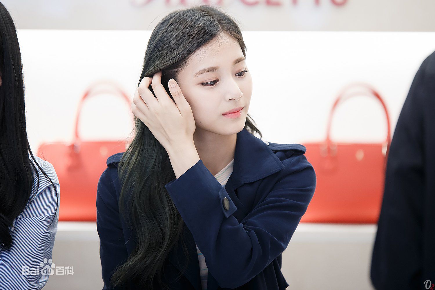 http://www.119127.cn/pics/star/pic/f4c0342593ba8eb308d32f0faff431c2.jpg
