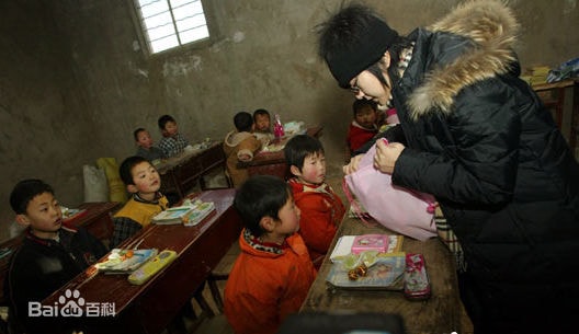 http://www.119127.cn/pics/star/pic/f5d9320bae81d84120a34b3b4e72b068.jpg
