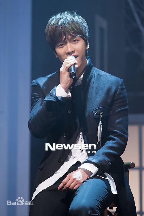 http://www.119127.cn/pics/star/pic/f61b72ae05ac2b8c972308d2d7d19363.jpg