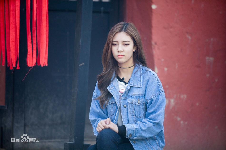 http://www.119127.cn/pics/star/pic/f76f1ad76a2d7dc3c9ab3c71ccc603ae.jpg