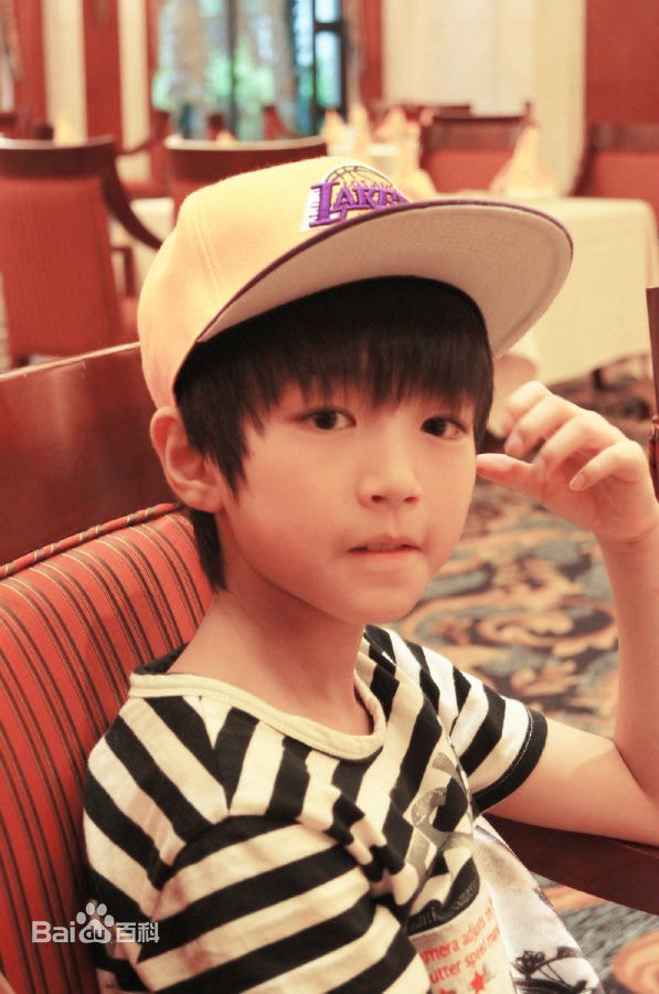 http://www.119127.cn/pics/star/pic/f833abe5866ac3c39103b771e5820fe6.jpg