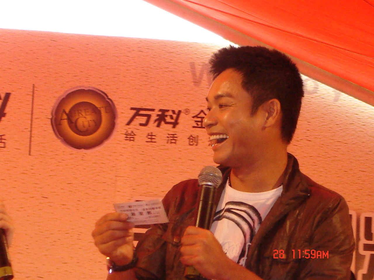 http://www.119127.cn/pics/star/pic/f9f15c41fc62327baf8468113e6d27e8.jpg