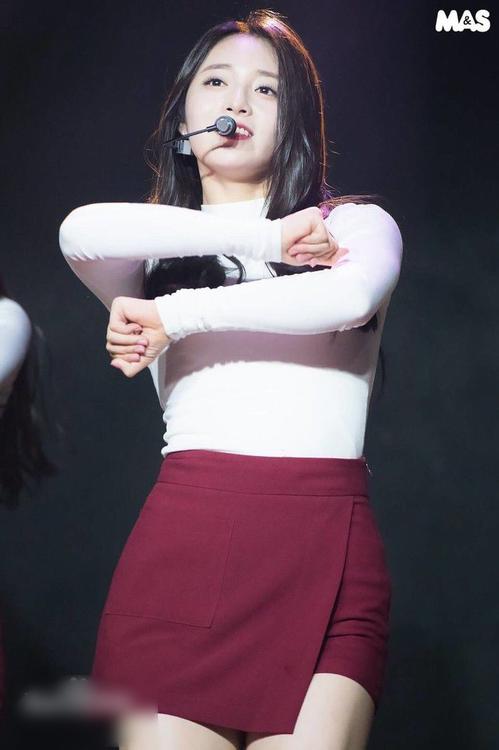 http://www.119127.cn/pics/star/pic/fa1d407a80e54f5b0df1201b075609f3.jpg
