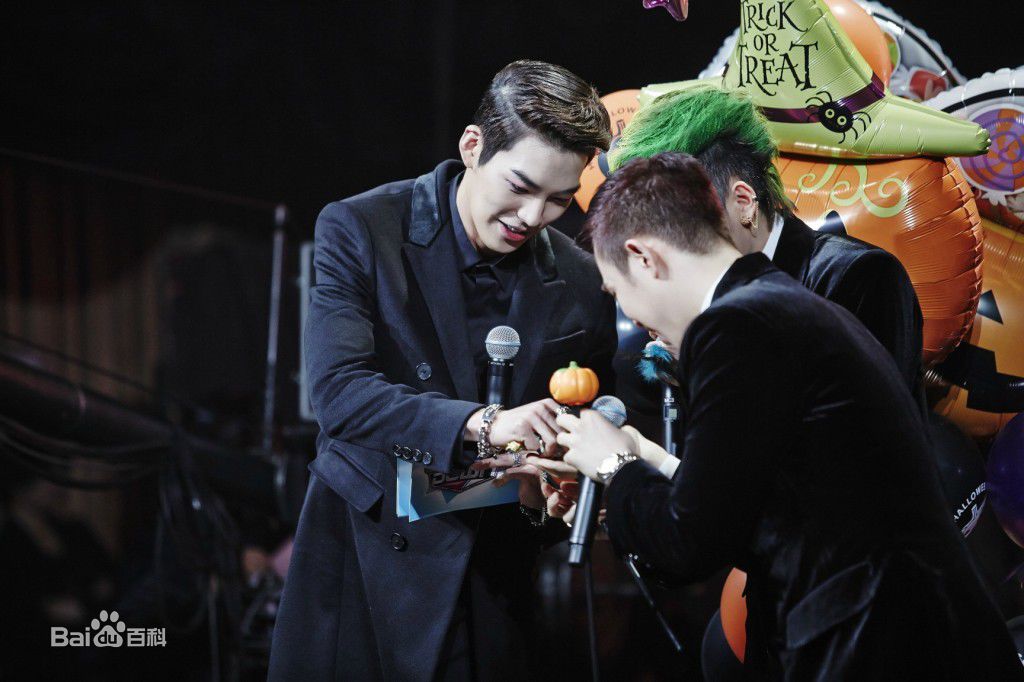 http://www.119127.cn/pics/star/pic/fd33bb53e4ddcb958864a6340cc617ac.jpg