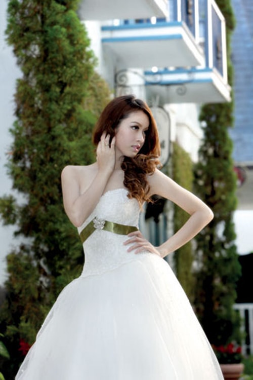 http://www.119127.cn/pics/star/pic/fdb2bd8a89e04eee66b527099da14a3a.jpg