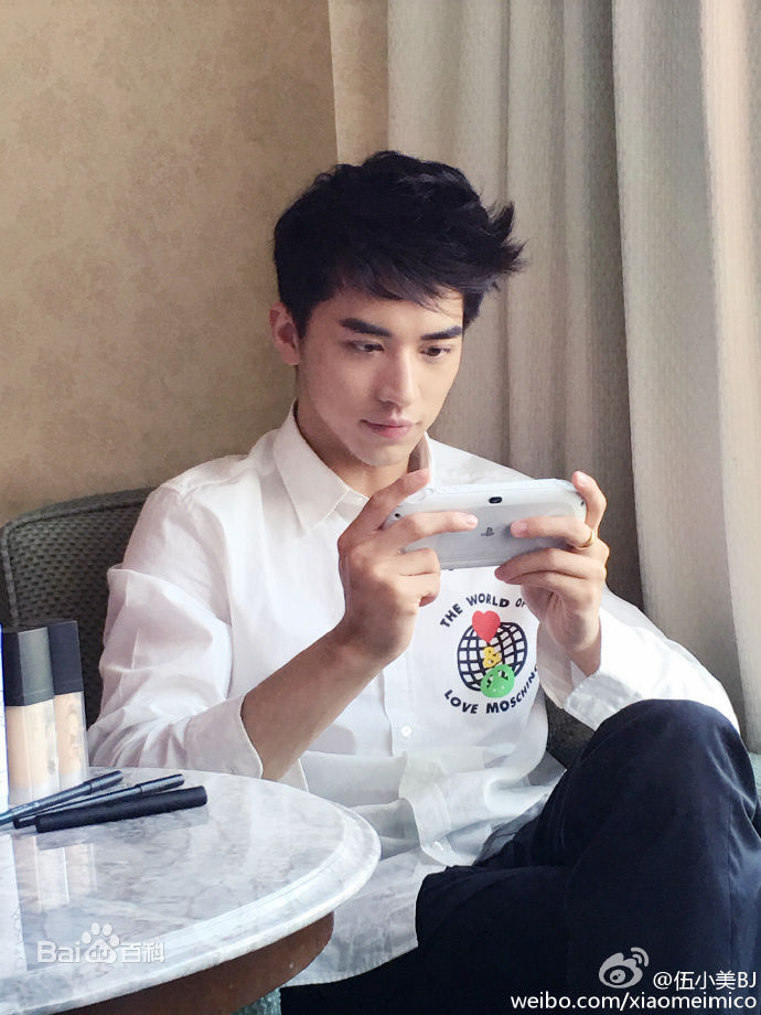 http://www.119127.cn/pics/star/pic/ff55119333e23665656659bbb956358a.jpg