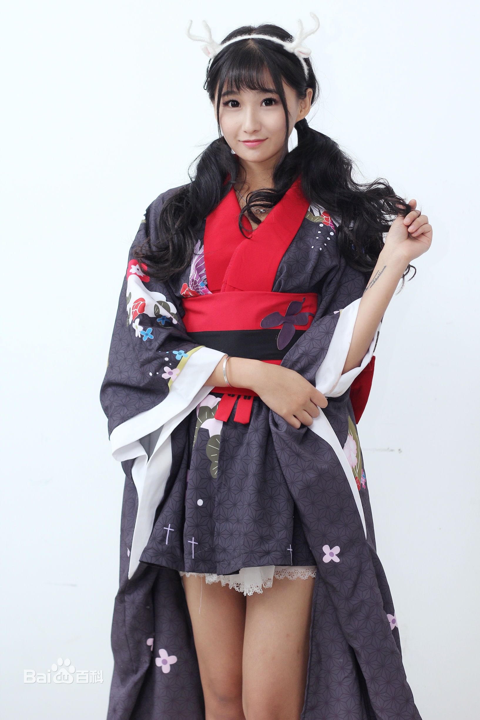 http://www.119127.cn/pics/star/pic/ff7998d91857fe6ed2663e3fa2c9d364.jpg